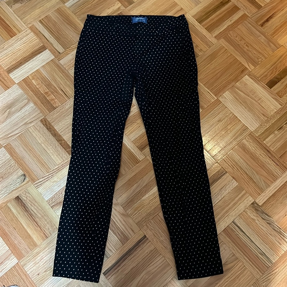 Old navy cropped pixie pant